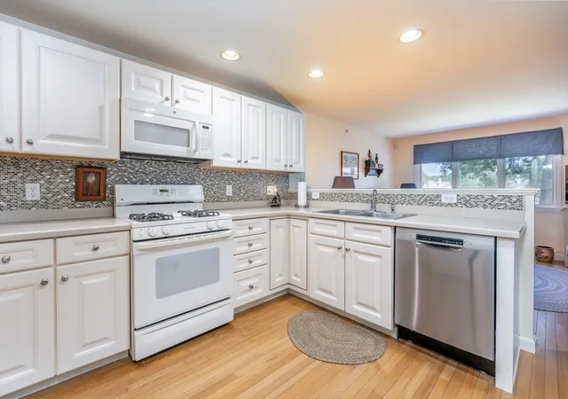 2nd image of 7 Ironwood Path #186, Mashpee, MA 02649 | MLS# 73562306