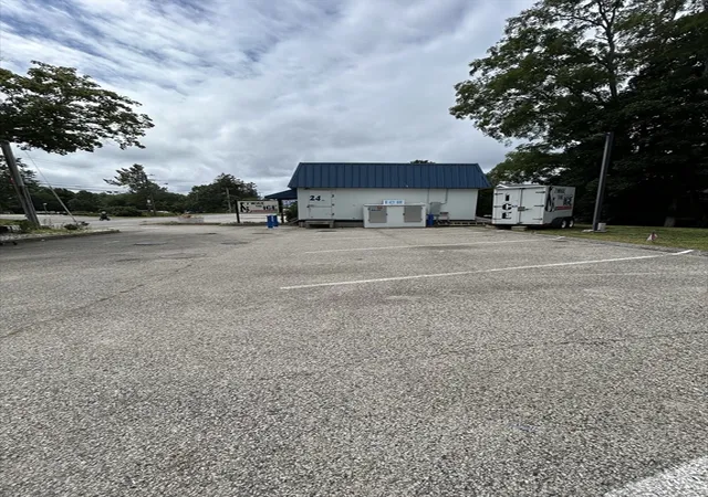 2nd image of 1790 Ocean St, Marshfield, MA 02050 | MLS# 73567445