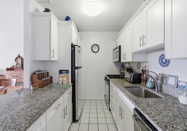 Photo 3 of Condo for sale at 8 Whittier Pl #7J, Boston, MA 02114 | MLS# 73563081 | Listing updated on 2026-09-25