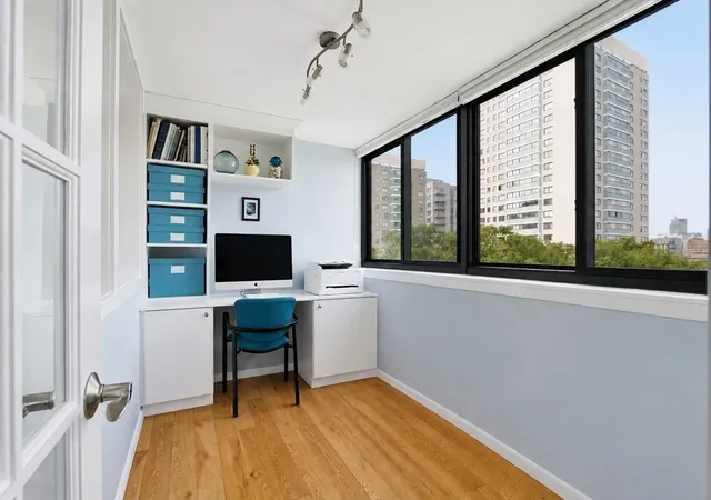 Photo 4 of Condo for sale at 8 Whittier Pl #7J, Boston, MA 02114 | MLS# 73563081 | Listing updated on 2026-09-25