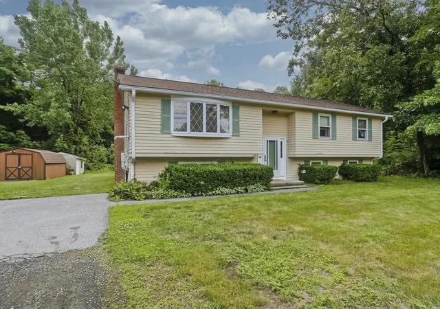 4th image of 597 Amherst Rd, Granby, MA 01033 | MLS# 73555755