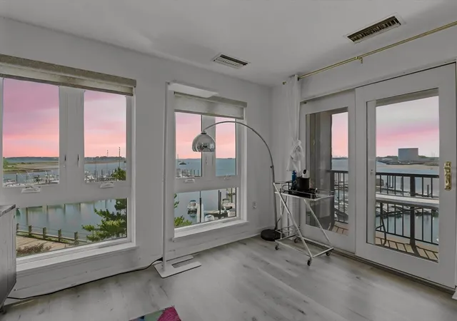 2nd image of 150 Lynnway #309, Lynn, MA 01902 | MLS# 73557344