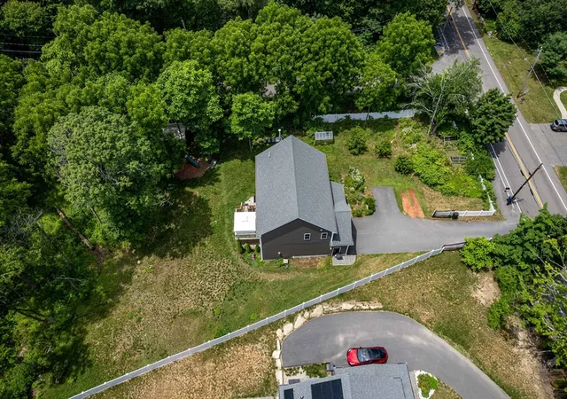 40th image of 35 Milford Street, Medway, MA 02053 | MLS# 73542586