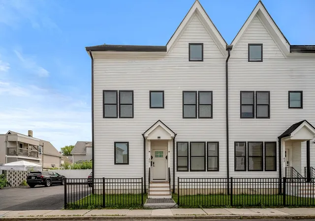 Homes for sale in Everett, MA | 45 Kelvin Street #45, Everett, MA 02149 | MLS# 73544973