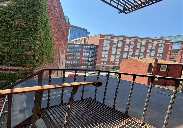 13th image of 206 Endicott St #3, Boston, MA 02113 | MLS# 73559686