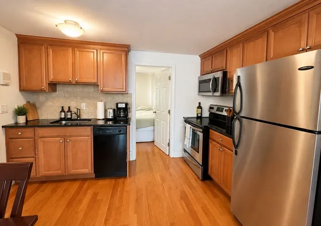 Photo 3 of Condo for sale at 206 Endicott St #3, Boston, MA 02113 | MLS# 73559686 | Listing updated on 2026-10-02