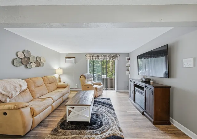 Photo 2 of Sale Pending at 129 Quaker Hwy #3, Uxbridge, MA 01569 | MLS# 73568122 | Listing updated on 2026-09-15