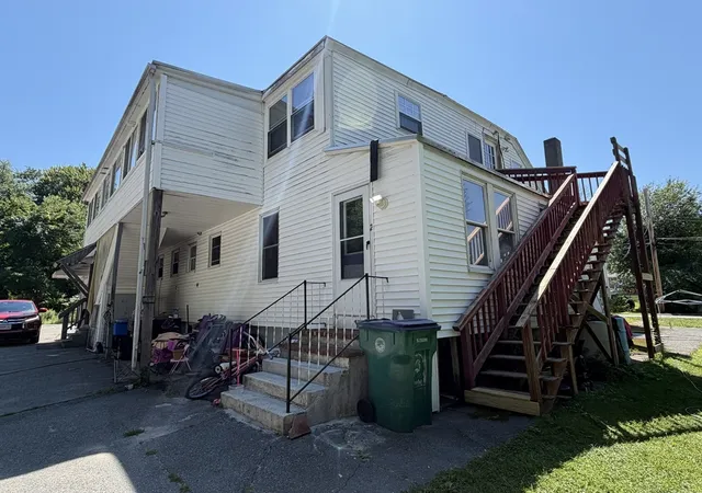 Photo 3 of Sale Pending at 500 Beech St, Fitchburg, MA 01420 | MLS# 73563587 | Listing updated on 2026-09-11