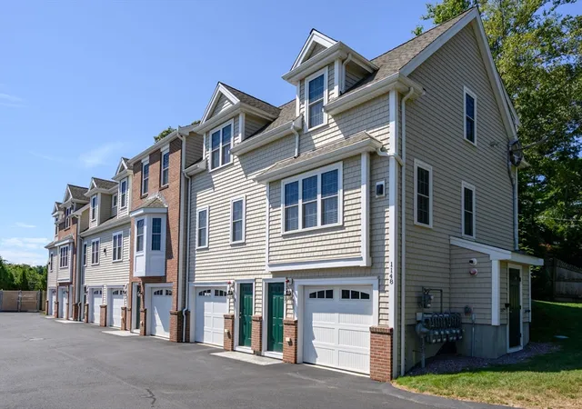 Homes for sale in Abington, MA | 1148 Bedford St, Abington, MA 02351 | MLS# 73511666