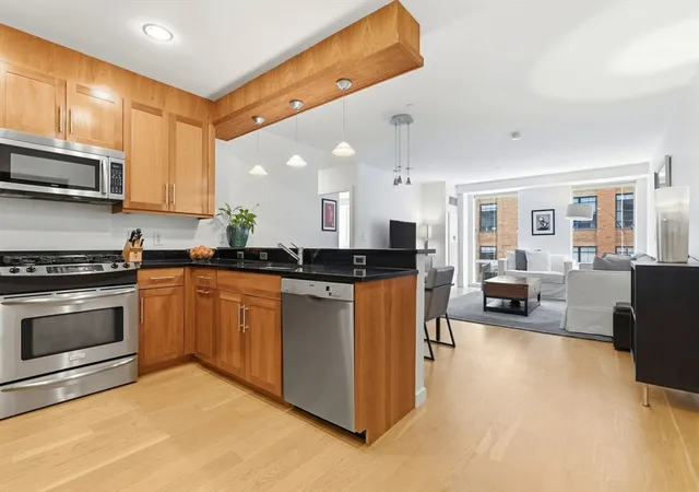 Homes for sale in Lynn, MA | 80 Broad St, Lynn, MA 02110