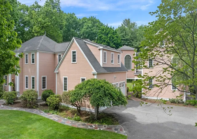 3rd image of 15 Darrell Dr, North Reading, MA 01864 | MLS# 73531471