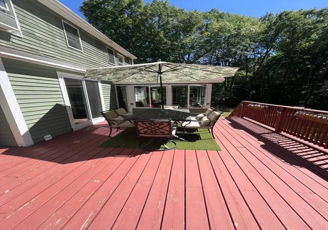 Homes for sale in Oxford, MA | 10 Garrison Heights Dr, Oxford, MA 01540 | MLS# 73536897