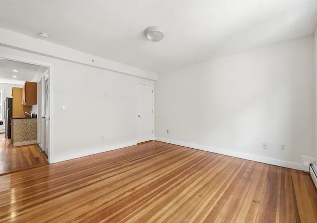 5th image of 41 Harbor St, Salem, MA 01970
