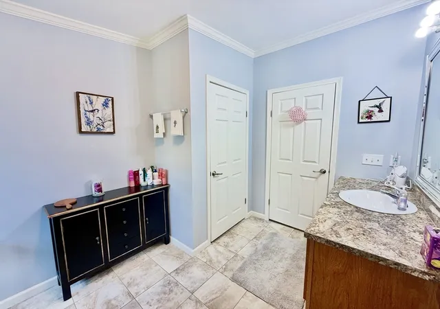 24th image of 34 Sunrise Lane, Chicopee, MA 01020 | MLS# 73558170