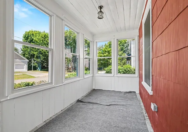 4th image of 92 S Williams, Haverhill, MA 01835 | MLS# 73556713