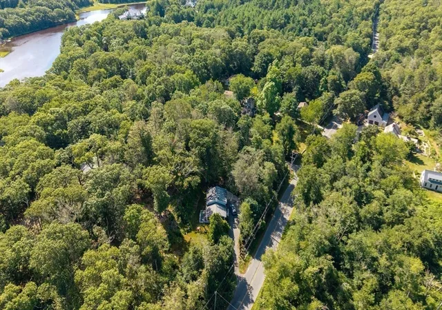 Photo 2 of Single family home for sale at 118 Horseneck Rd, South Dartmouth, MA 02748 | MLS# 73565454 | Listing updated on 2026-09-01