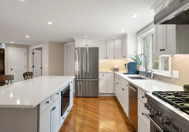 5th image of 42 North St, Norfolk, MA 02056 | MLS# 73526011