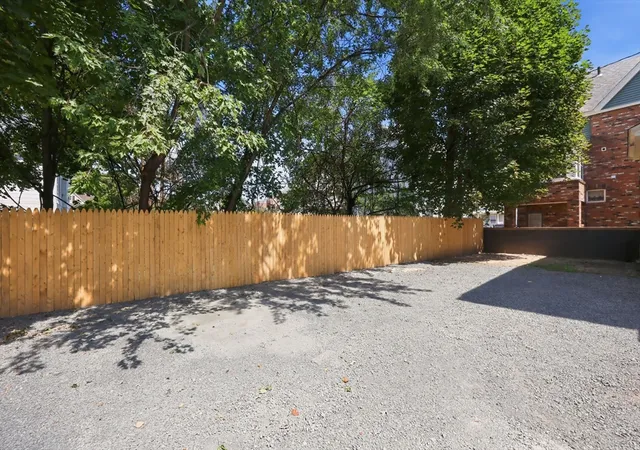 5th image of 24 Washington Ave, Holyoke, MA 01040 | MLS# 73566433