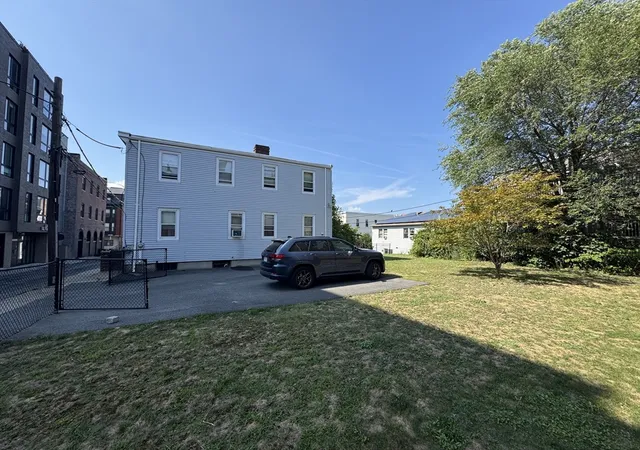 5th image of 350 Athens St, South Boston, MA 02127 | MLS# 73418032
