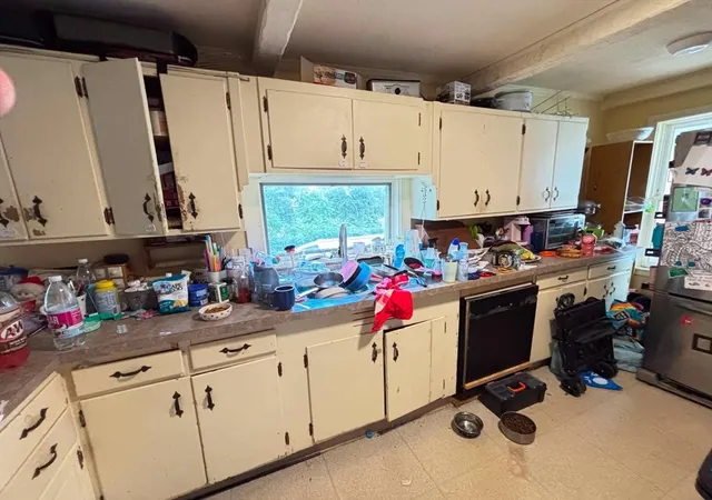 Photo 2 of Single family home for sale at 156 Main St, Rutland, MA 01543 | MLS# 73569616 | Listing updated on 2026-09-09