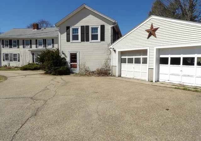 3rd image of 620 Pleasant St, Paxton, MA 01612 | MLS# 73545271