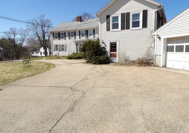 4th image of 620 Pleasant St, Paxton, MA 01612 | MLS# 73545271