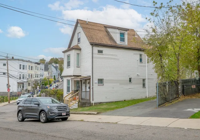 1st image of 39 Julian St, Dorchester, MA 02125 | MLS# 73470491