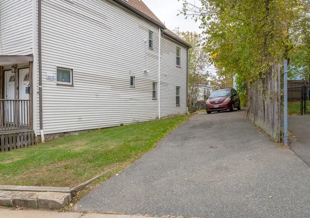 Photo 4 of Sale Pending at 39 Julian St, Dorchester, MA 02125 | MLS# 73470491 | Listing updated on 2026-03-05