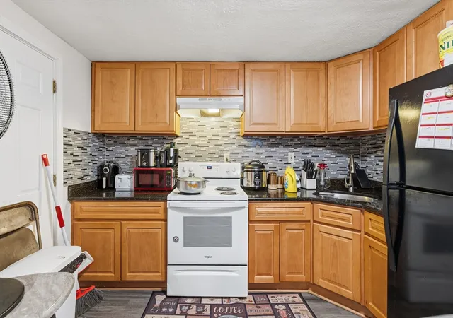 Homes for sale in Brockton, MA | 29 Auna Dr #3, Brockton, MA 02301 | MLS# 73532944