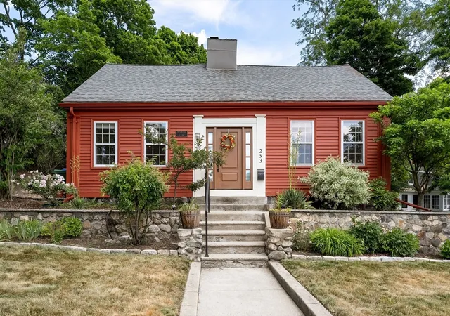 Homes for sale in Medford, MA | 253 High St, Medford, MA 02155 | MLS# 73545462