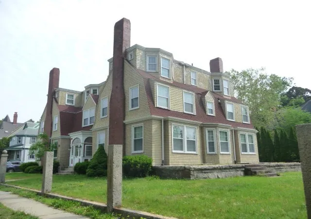 2nd image of 52 Ash St, New Bedford, MA 02740 | MLS# 73523365