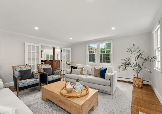 5th image of 289 Willis Rd, Sudbury, MA 01776 | MLS# 73545780