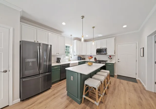 Photo 3 of Single family home for sale at 305 Main St, Norfolk, MA 02056 | MLS# 73552530 | Listing updated on 2026-09-16