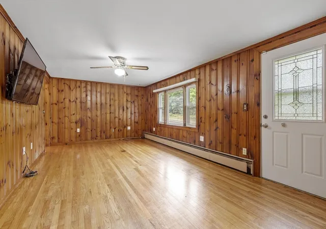 Photo 3 of Sale Pending at 107 W Main St, Westminster, MA 01473 | MLS# 73540568 | Listing updated on 2026-08-22