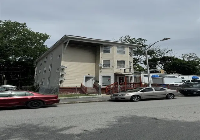 27th image of 6 Piedmont St, Worcester, MA 01610 | MLS# 73530734