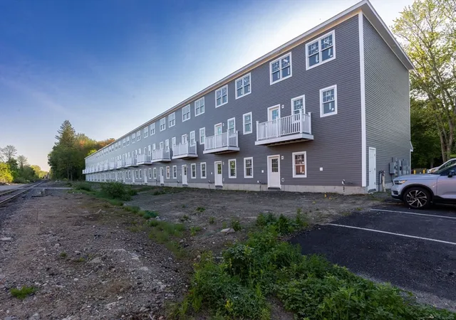4th image of 44 Dean St #215, Taunton, MA 02780 | MLS# 73522813