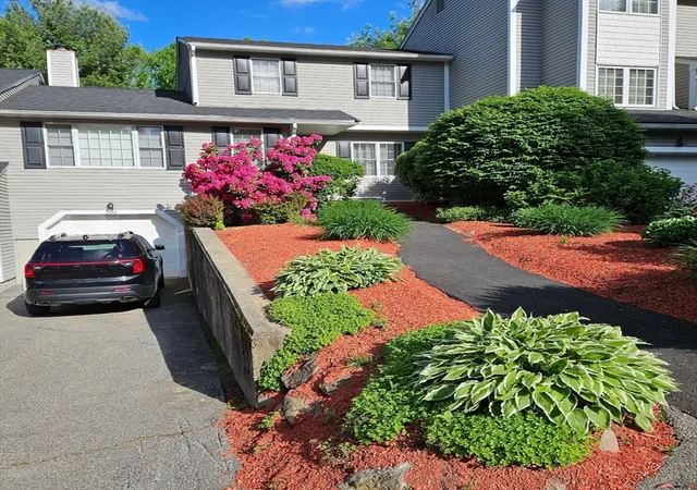3rd image of 202 Torrey Ln Ext #202, Holden, MA 01520 | MLS# 73493341