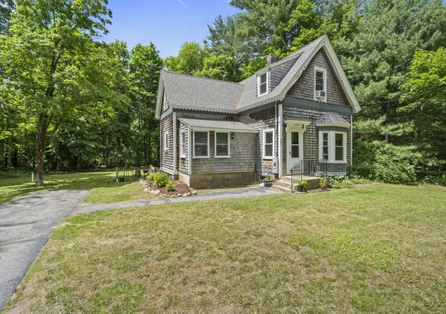 2nd image of 361 Main St, Marshfield, MA 02050 | MLS# 73537895