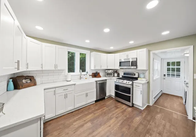 5th image of 361 Main St, Marshfield, MA 02050 | MLS# 73537895