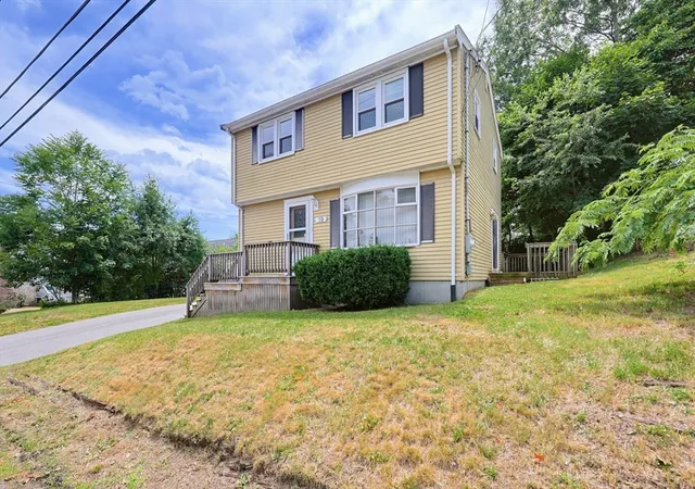 Homes for sale in Holbrook, MA | 19 Indian Rd, Holbrook, MA 02343 | MLS# 73540102