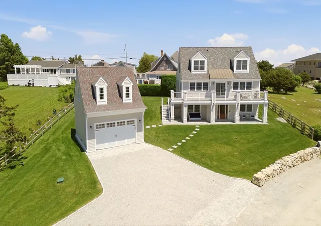 3rd image of 3 Richmond Pond, Westport, MA 02790 | MLS# 73545632