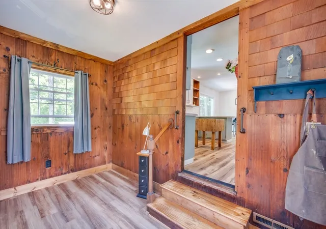 Photo 4 of Sale Pending at 41 Oakmont Ave, Westminster, MA 01473 | MLS# 73563716 | Listing updated on 2026-09-07