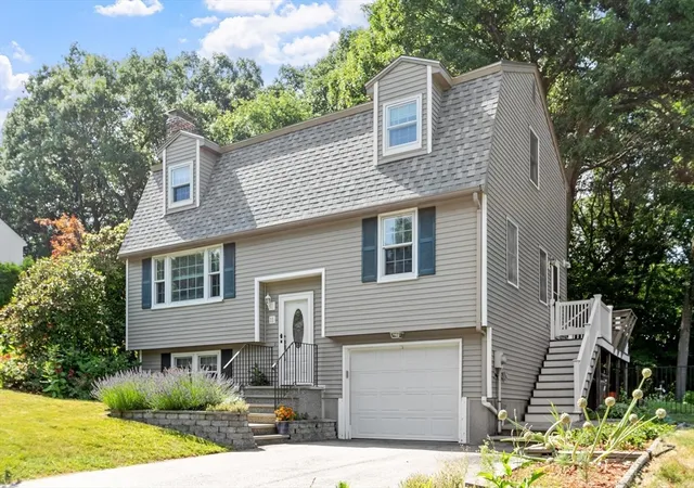 Homes for sale in Haverhill, MA | 11 Nottingham Lane, Haverhill, MA 01835 | MLS# 73546443