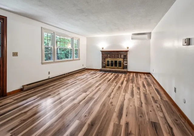 3rd image of 164 Stafford Road, Holland, MA 01521 | MLS# 73543344