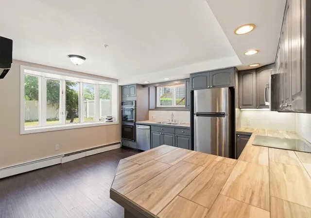 image of 106 Barnes Ave, Boston, MA 02128 | MLS# 73549075