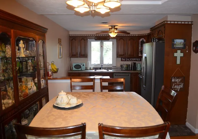 Listing Photo 5 - Condo for sale in building located at 22 Roosevelt Rd, Quincy, MA 02169 - Unit #4