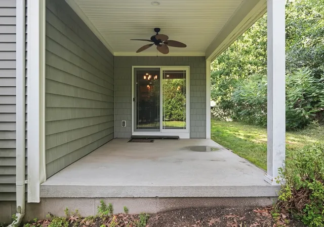 41st image of 2 Dogwood Dr, Belchertown, MA 01007 | MLS# 73558414