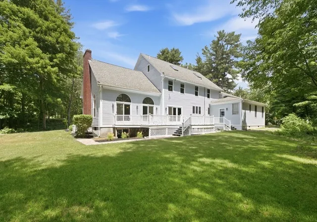Homes for sale in Foxboro, MA | 3 Windsor Dr, Foxboro, MA 02035 | MLS# 73537968