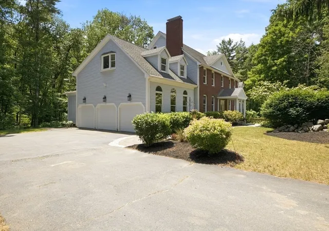 Homes for sale in Foxboro, MA | 3 Windsor Dr, Foxboro, MA 02035 | MLS# 73537968