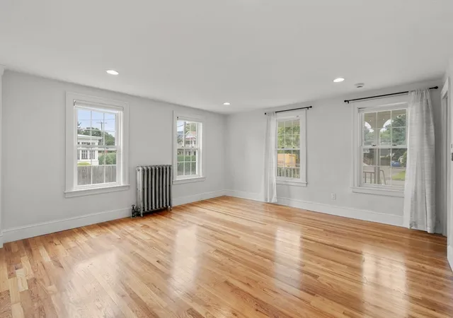 5th image of 23-25 High St, Easthampton, MA 01027 | MLS# 73565391